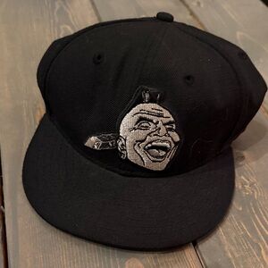 New Era 59Fifty Braves Black Embroidered Men's Cap